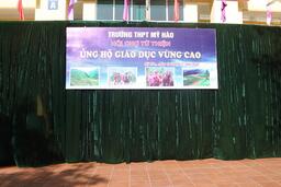 HỘI CHỢ TỪ THIỆN ỦNG HỘ GIÁO DỤC VÙNG CAO CỦA TRƯỜNG THPT MỸ HÀO