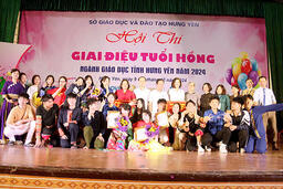HỌC SINH TRƯỜNG THPT MỸ HÀO THAM GIA HỘI THI GIAI ĐIỆU TUỔI HỔNG TỈNH HƯNG YÊN NĂM 2024